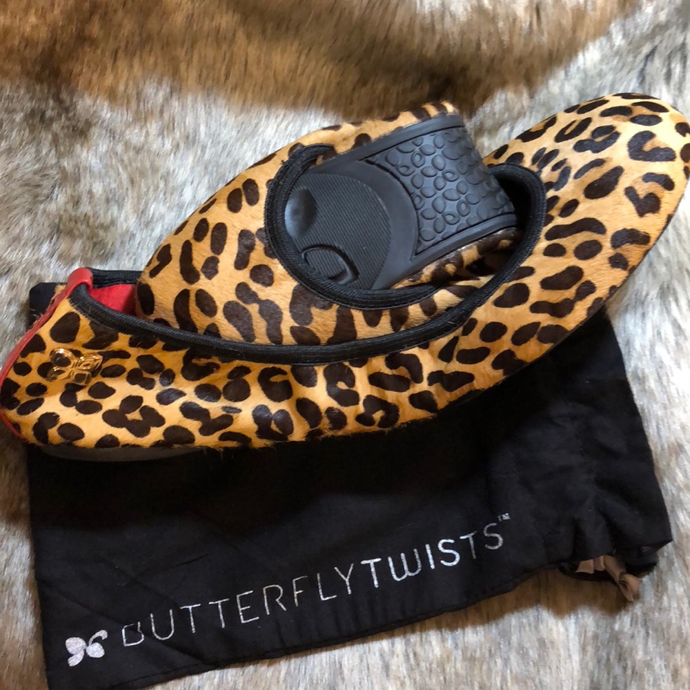 Butterfly Twists Leopard Print Ballet flats, NWOB